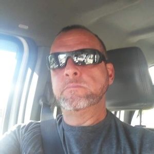 Meet your Posher, Troy